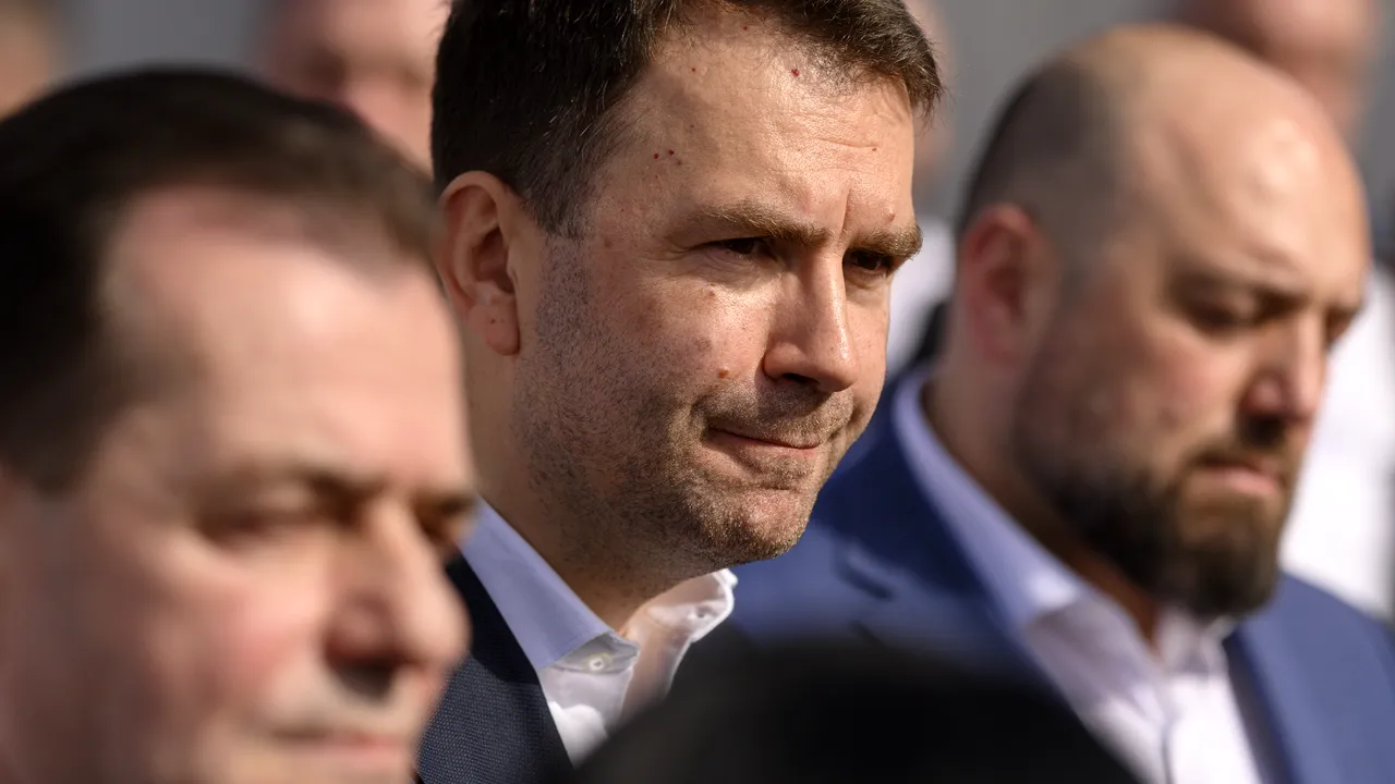 Drulă: Ăştia sunt înţeleşi. Un teatru ieftin, PSD şi PNL vor face un Guvern până la Crăciun