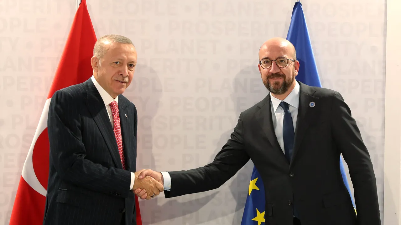 Charles Michel a stabilit cu Recep Erdogan avansarea relaţiilor UE-Turcia