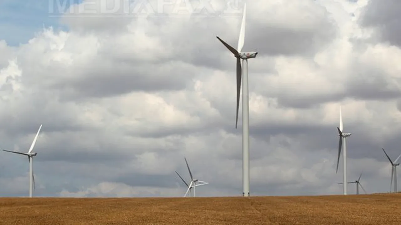 Crăciun eolian: jumătate din energia consumată a venit de la “morile de vânt” din Dobrogea