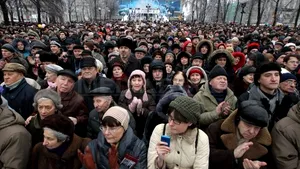 Peste 2.000 de persoane au manifestat la Moscova împotriva rasismului