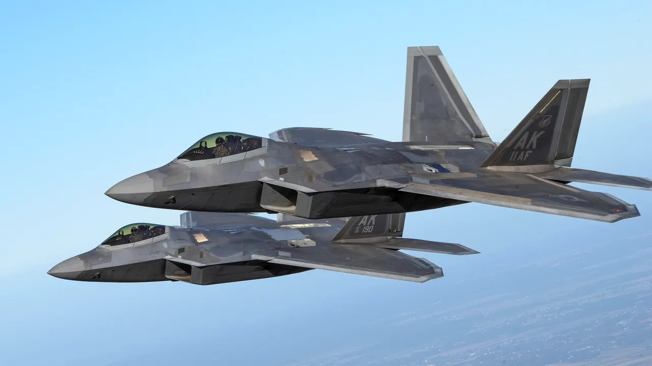 Pentagonul alocă 20 miliarde dolari pentru dezvoltarea avionului care-l va înlocui pe F-22 Raptor