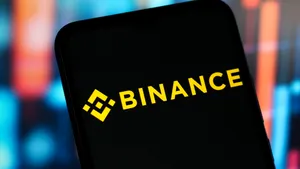 Binance avertizează asupra unor noi fraude telefonice și se alătură rețelei globale Beacon