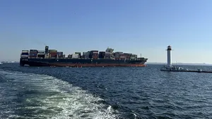 Schimbările climatice şi războiul pun în pericol comerţul internaţional, avertizează ONU