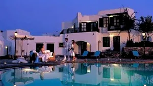 Care este varianta cea mai avantajoasă când plecăm în vacanţă: oferta all-inclusive, hostel sau apartament?