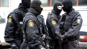 Noi incidente. Bătaie în plină stradă la Copşa Mică, în judeţul Sibiu: Nouă persoane au fost implicate 