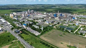 ROMGAZ a finalizat formalitățile de preluare a AZOMUREȘ. Răzvan Popescu: „Creăm premisele pentru valorificarea superioară, în România, a gazelor naturale pe care le producem”