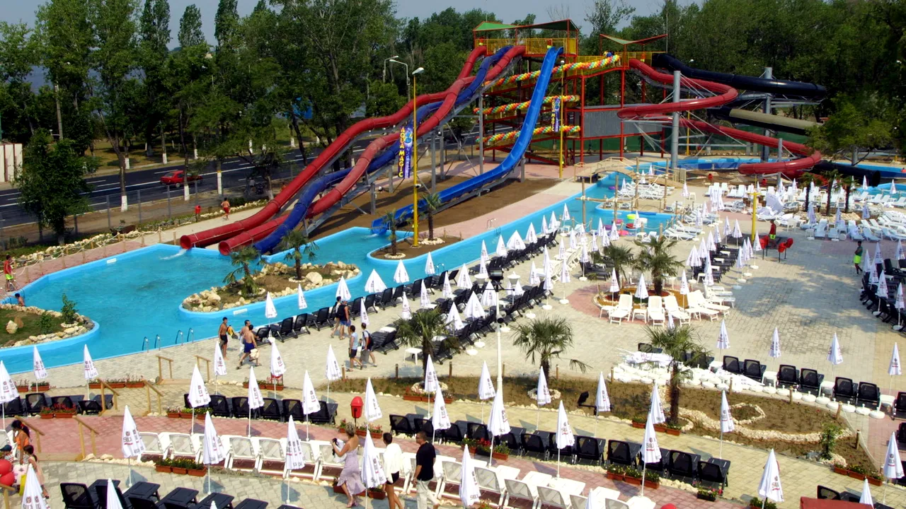 Parcurile acvatice din Mamaia şi Eforie Nord, gratuite pentru toţi copiii. Submarinul şi toboganul de mare viteză, printre noile achiziţii făcute pentru a atrage turiştii