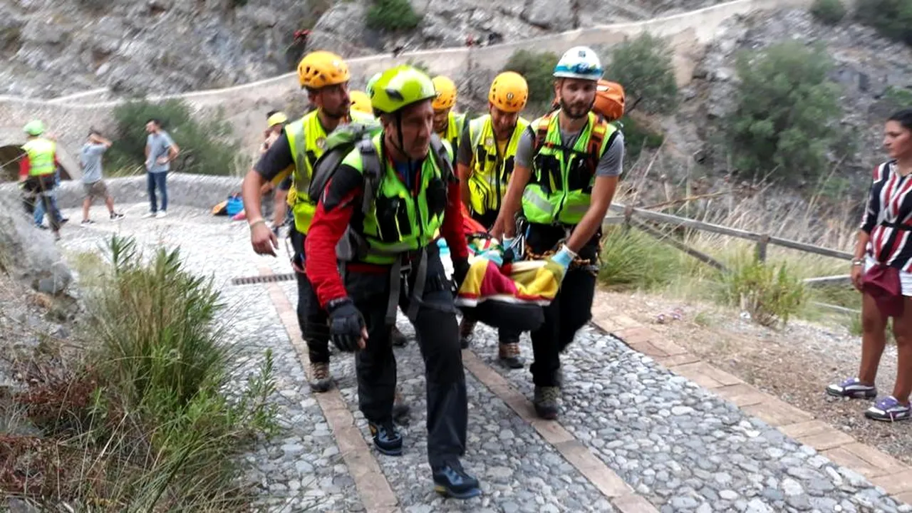 Torentul produs într-un canion Italia: Bilanţul a ajuns la zece morţi şi şase răniţi | VIDEO
