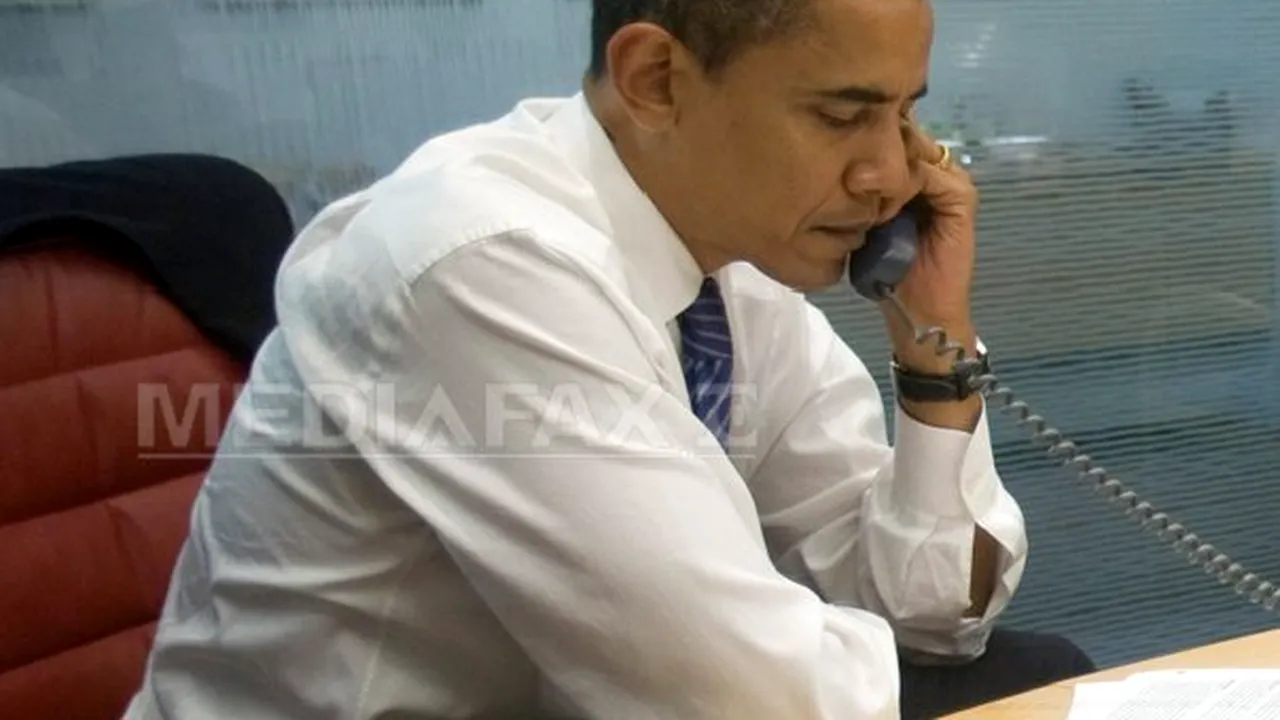 Barack Obama l-a sunat pe Petro Poroşenko, promiţându-i 