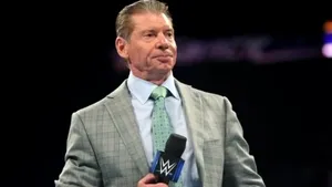 Finalul unei ere. Vince McMahon a demisionat din toate poziţiile de la WWE şi TKO. El este acuzat într-un proces de agresiune sexuală şi trafic de persoane