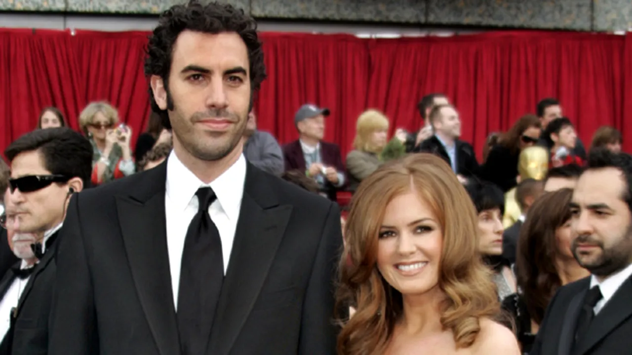 Borat s-a căsătorit în secret cu Isla Fisher