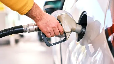 ECONOMIC Eurostat: România, a doua cea mai mare scumpire a benzinei dintre țările UE