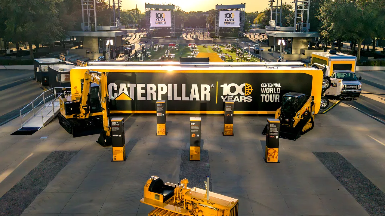 Caterpillar dă startul următorilor 100 de ani de inovaţie şi leadership în industrie