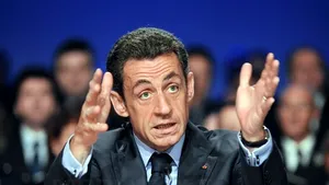 Cota de popularitate a lui Nicolas Sarkozy continuă tendinţa de uşoară creştere