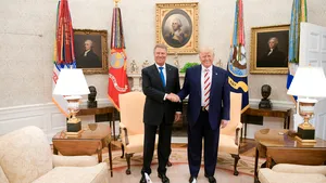 Iohannis l-a invitat pe Trump în România: Sperăm ca după alegerile din SUA să se şi întâmple