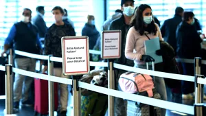 Scandal la sosirea muncitorilor sezonieri din Austria: Am plătit 140 de euro şi acum îmi spune carantină. Pentru ce?