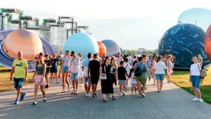 S-a deschis cea mai mare stațiune de entertainment de pe litoral. NIBIRU, prima zi sold out cu 50.000 vizitatorii (P)