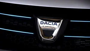 Salariul de bază brut al operatorilor Dacia creşte cu 80 de lei de la 1 martie