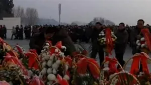 1 an de la moartea lui Kim Jong-il: Coreea de Nord a mobilizat masele pentru a-i aduce un omagiu fostului lider de la Phenian - VIDEO