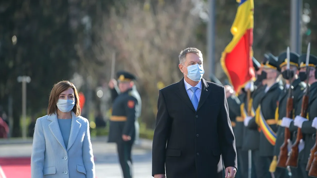 Preşedintele Iohannis: România va furniza până la 200.000 de doze de vaccin Republicii Moldova