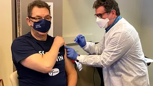 COMENTARIU Lelia Munteanu: Cât durează imunitatea oferită de vaccinul Pfizer? Foarte probabil - un an 