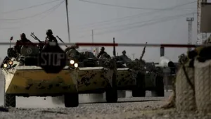 ALARMĂ la baza militară românească din Kandahar. Ponta şi miniştrii au fost adăpostiţi în buncăr. Ponta: A dat culoare, păcat că nu am apucat să stăm mai mult la masă