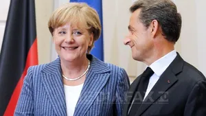 Merkel şi Sarkozy: Vom face tot ce este necesar pentru consolidarea sectorului bancar european