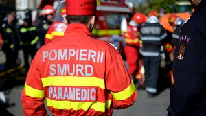 30 de oameni, între care 10 copii, evacuaţi dintr-un bloc din Mediaş, din cauza unui incendiu. Nimeni nu a fost rănit