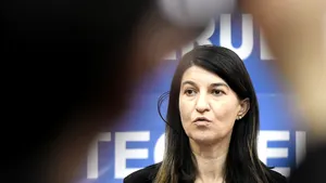„Reorganizare profundă” la Ministerul Muncii şi Protecţiei Sociale. Violeta Alexandru spune cu cât va fi redus numărul de angajaţi