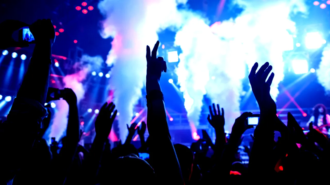 VIDEO Doi MORŢI şi mai mulţi răniţi, în urma unei busculade la un concert din Argentina