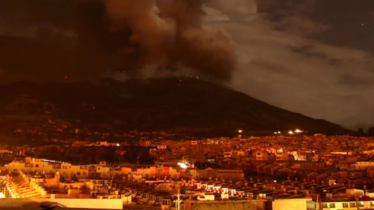 Stare de alertă în Columbia, din cauza riscului de erupţie a vulcanului Galeras