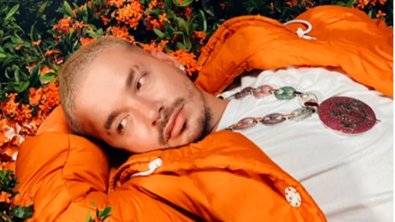 J Balvin se recuperează după COVID-19. Mesajul artistului: Nu e o glumă. Virusul chiar există