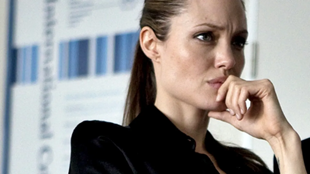Angelina Jolie, spitalizată în urma unui accident