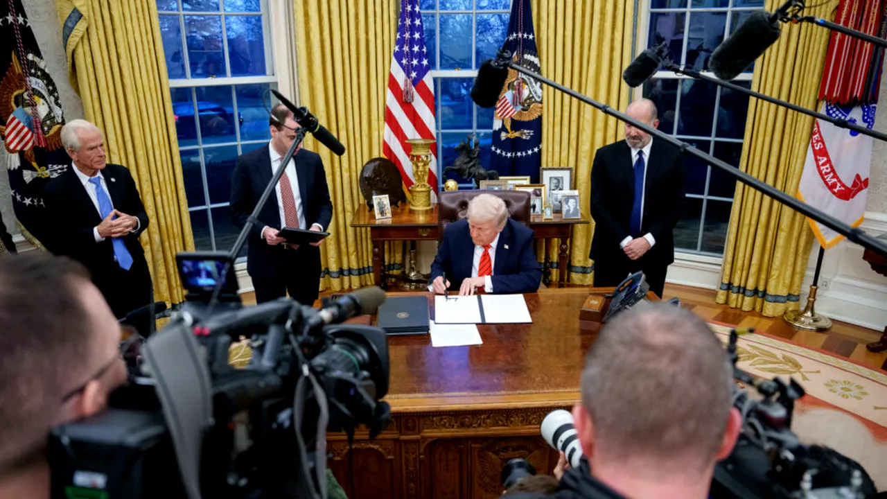 La un an după incendii, Trump intervine pentru a debloca reconstrucția în Los Angeles