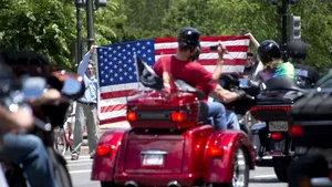 Sute de motociclişti, arestaţi în Statele Unite după incidentele armate soldate cu nouă morţi