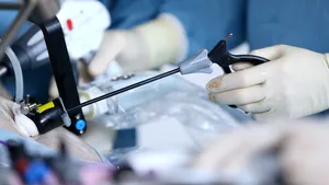 Familia unui tânăr aflat în moarte cerebrală a acceptat prelevarea de organe. Inima copilului va bate în Italia 