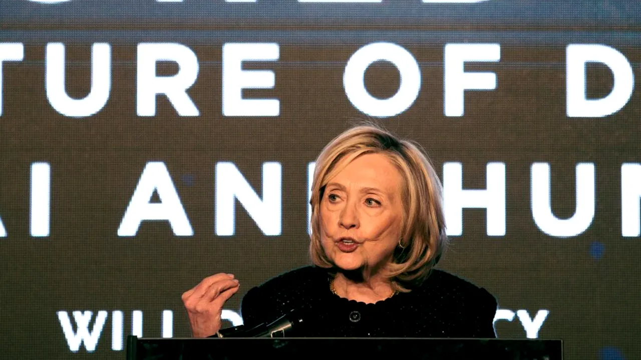 Hillary Clinton depune azi mărturie cu ușile închise în dosarul Epstein