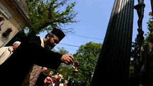 La spital cu toxiifecţie alimentară severă, după ce au participat la o pomenire 