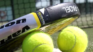 Patru români vor intra în Cartea Recordurilor pentru cel mai lung 