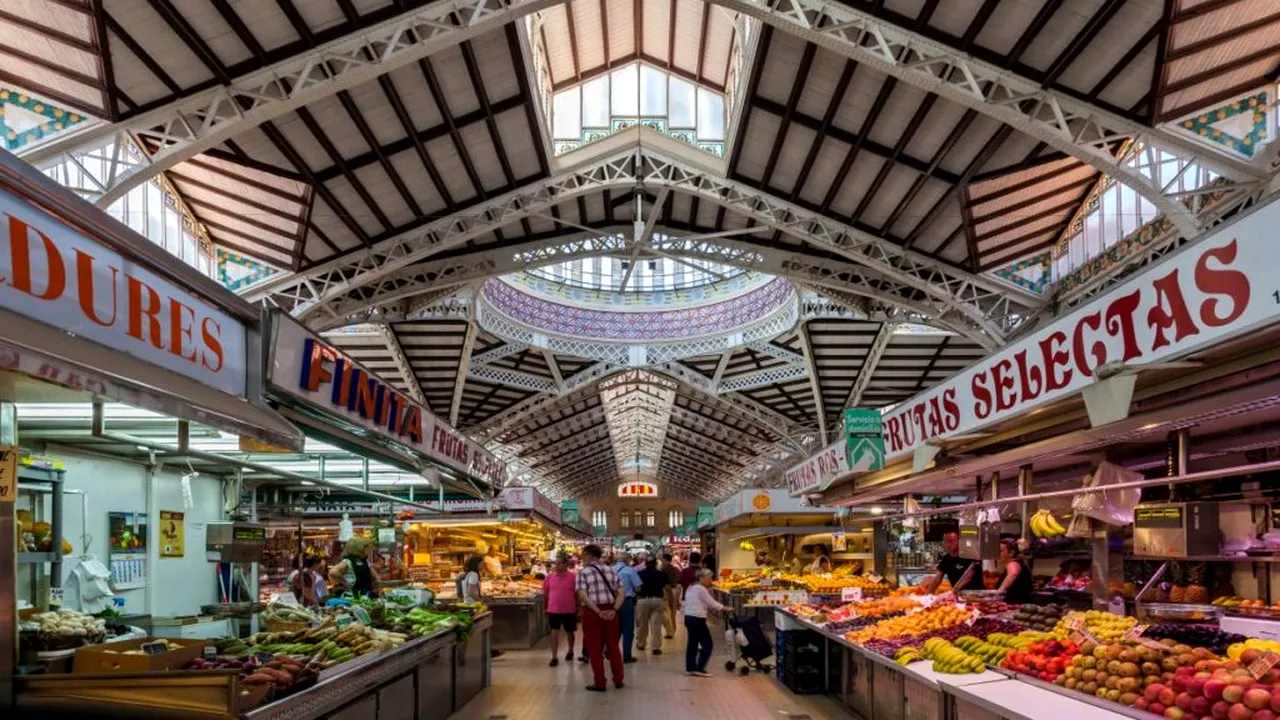 „Catedrala gastronomiei” din Spania este într-un oraș în care se ajunge ușor din România