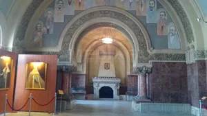 REPORTAJ: Sala Unirii, simbolul din 1918, se degradează continuu, dar se vrea construirea altui monument - FOTO