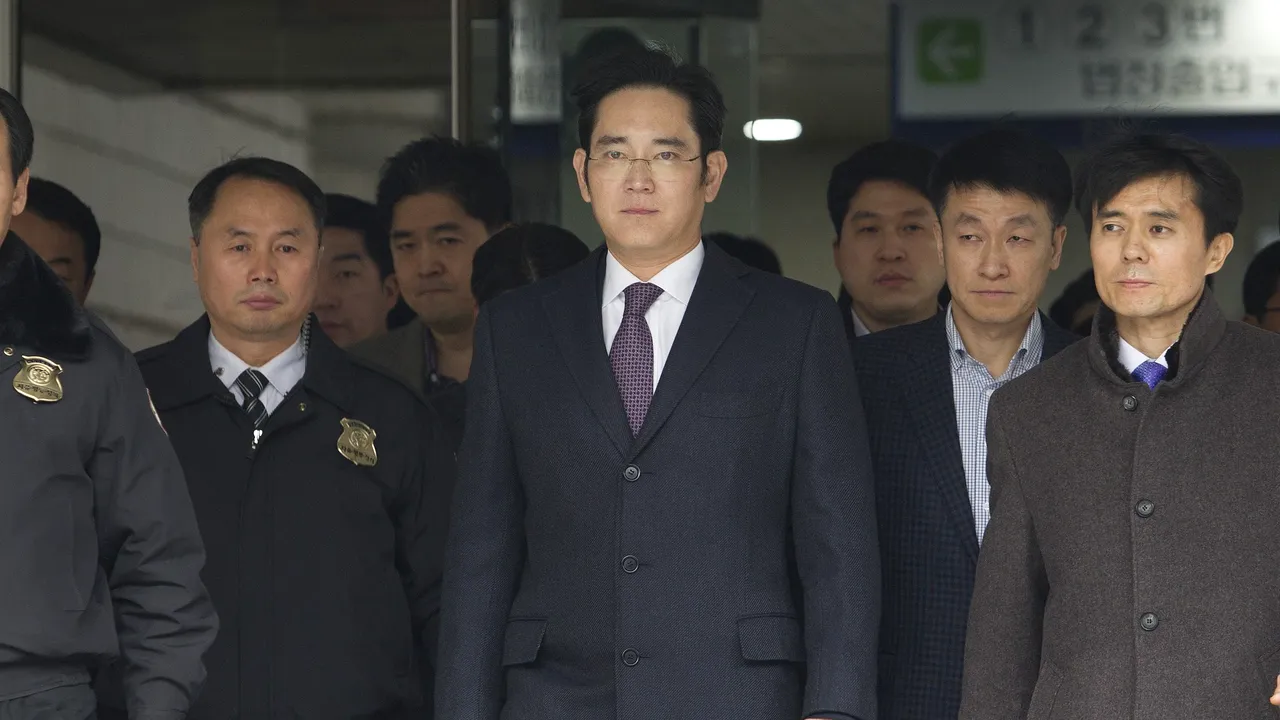 Vicepreşedintele Samsung, închis în regim de detenţie solitară într-o celulă de 6,56 metri pătraţi