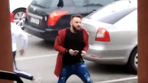 VIDEO - Incident în TRAFIC. Bătaie între mai multe persoane şi poliţişti, după o tamponare, în Tulcea