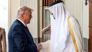 Trump se îndreaptă spre Emiratele Arabe Unite, care speră să promoveze ambițiile privind AI