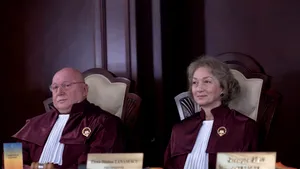 JUSTIȚIE UPDATE. CCR amână a cincea oară decizia pe pensiile de serviciu ale magistraților. Ce s-a decis în privința sesizării CJUE