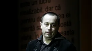Tolontan reclamă contracte de 50 de mil. euro pentru un consilier PDL, acesta respinge acuzaţiile