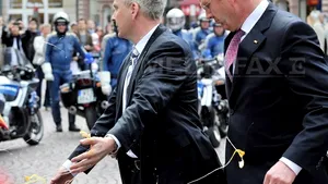 Persoana care l-a atacat cu ouă pe preşedintele Germaniei nu mai este, de 10 ani, cetăţean român