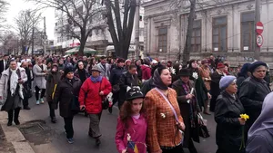 Ortodocşii se pregătesc de Paşte. Pelerinaj impresionant de Florii în ţară