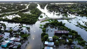 Inundaţiile din Argentina au provocat moartea a cel puţin 10 persoane în oraşul port Bahia Blanca