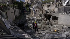 Zeci de răniți în urma unui nou atac cu rachete al Iranului asupra Israelului